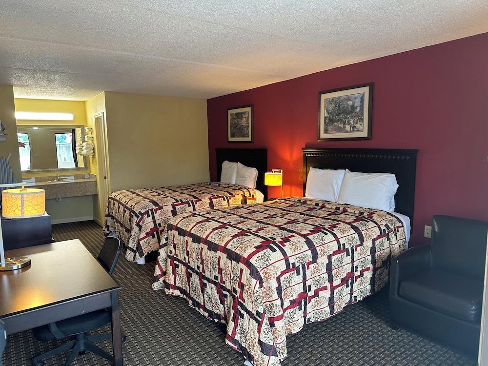 Royal Inn photo 15