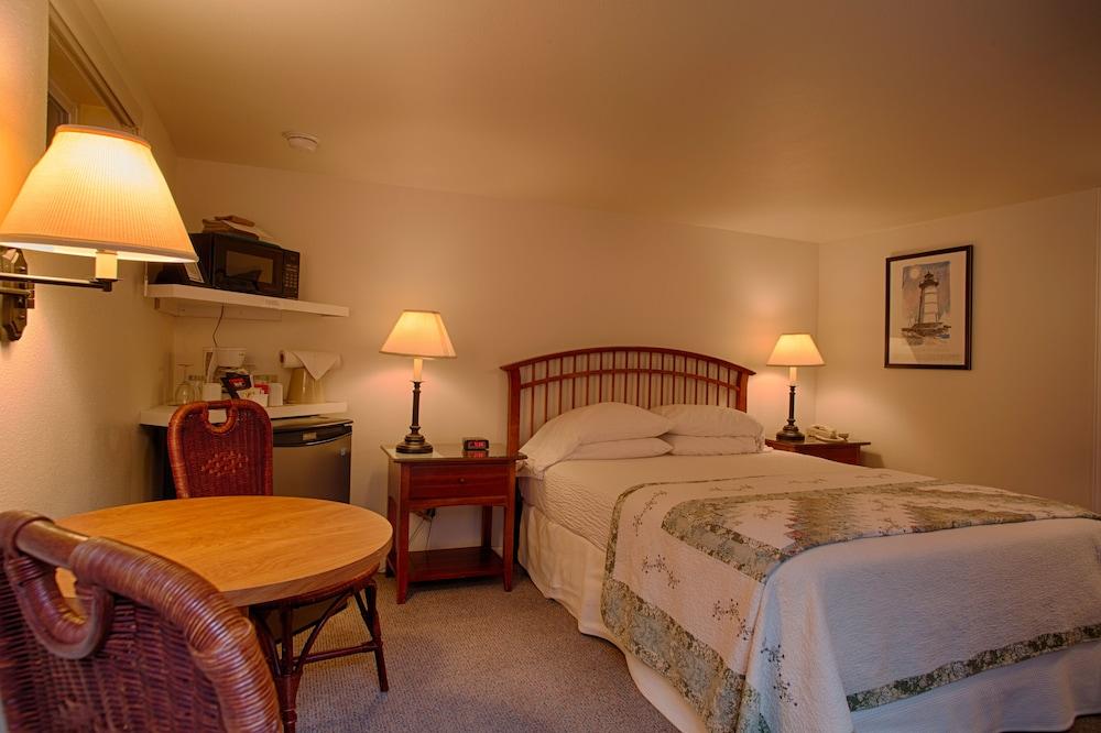 The Waves/The Argonauta Inn/The White Heron Lodge photo 77