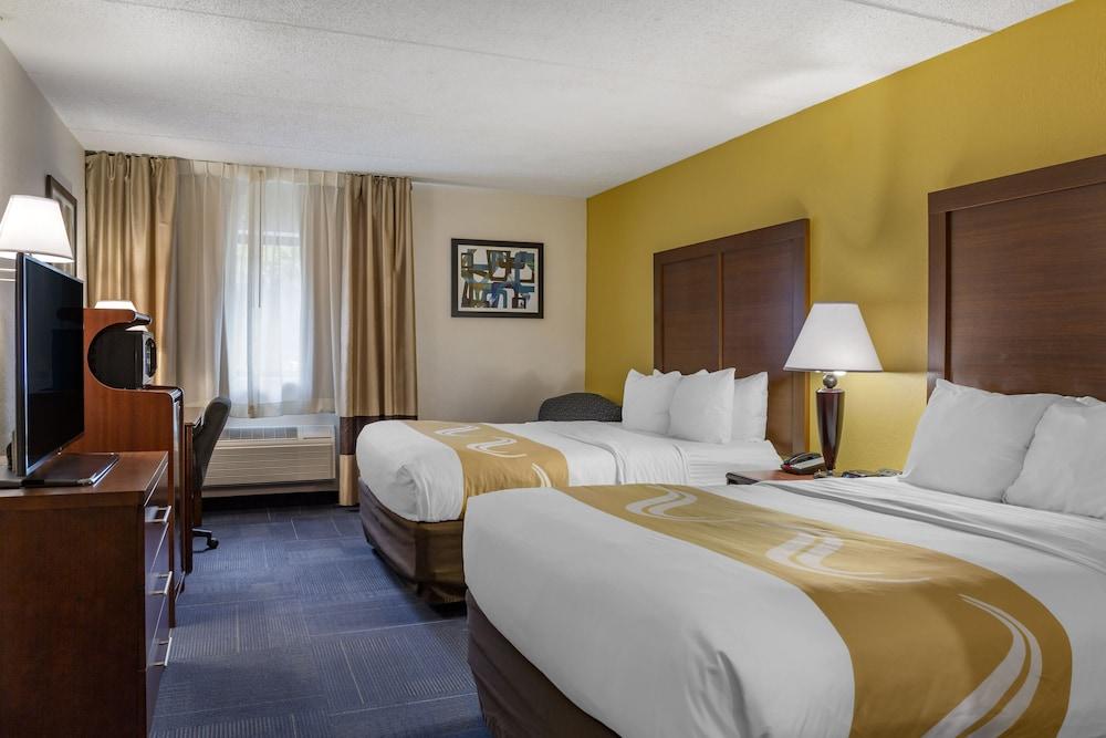 Quality Inn & Suites Zanesville City Center photo 15