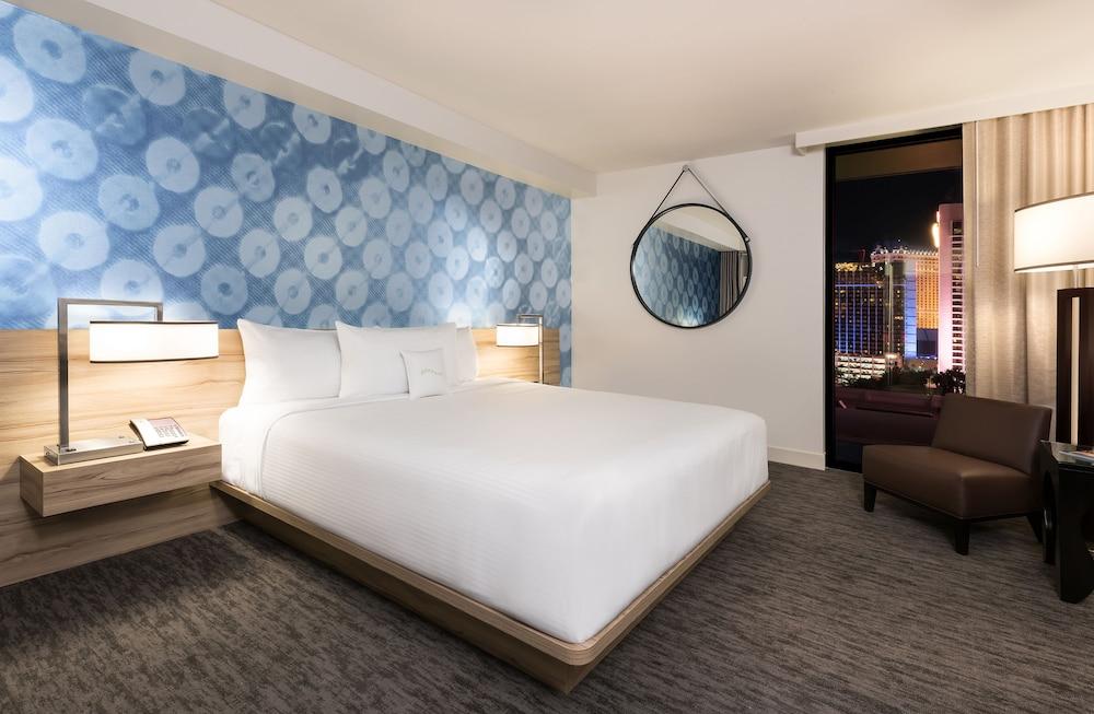 The LINQ Hotel & Casino – A Caesars Rewards Destination photo 9