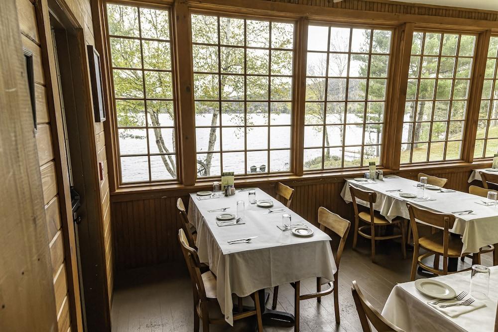 The Woods Inn photo 96