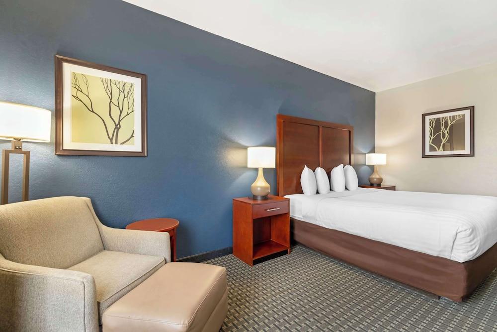 Best Western Northwest Corpus Christi Inn & Suites photo 6