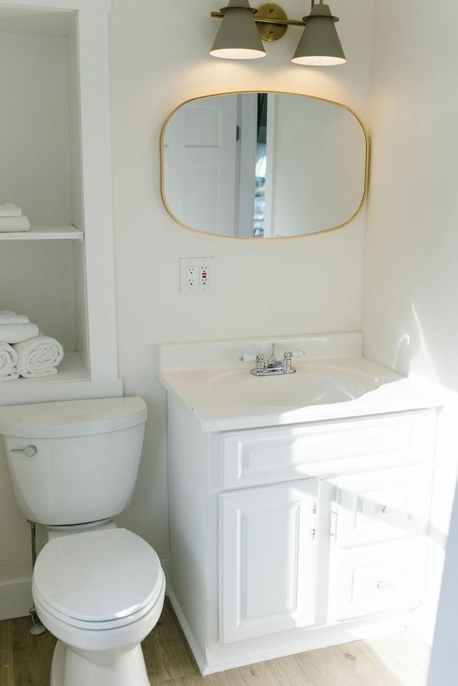 Greenleaf Inn photo 33