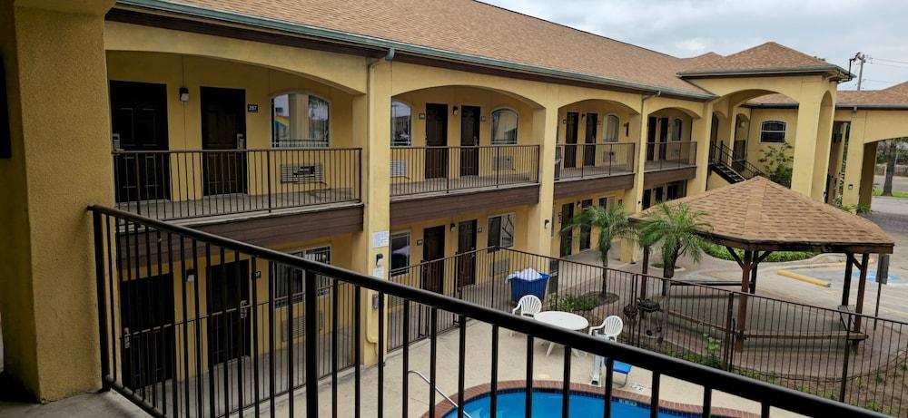 Texas Inn and Suites RGV photo 84
