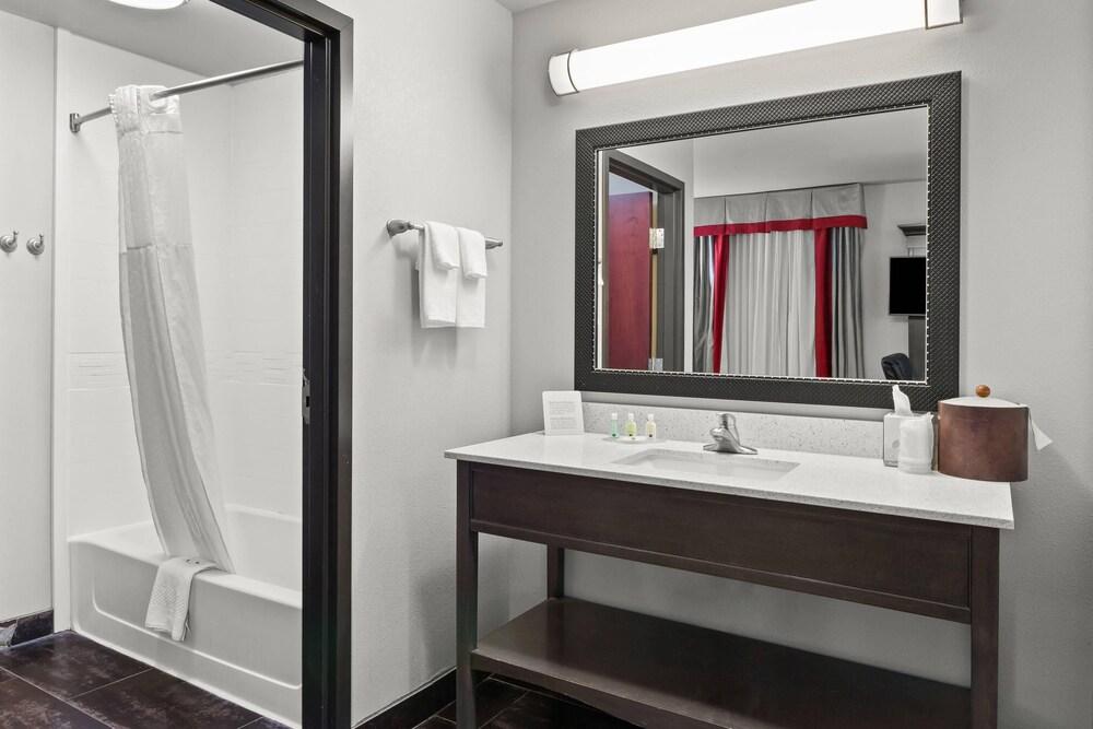 Quality Inn & Suites Pearsall photo 9