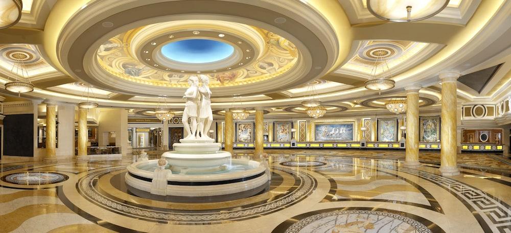 Caesars Palace photo 2