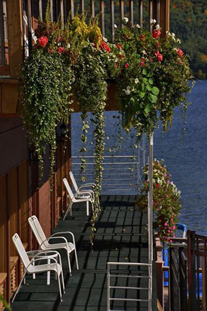 Lake Crest Inn photo 74