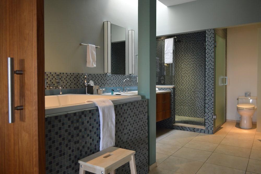 Stone House Inn photo 77