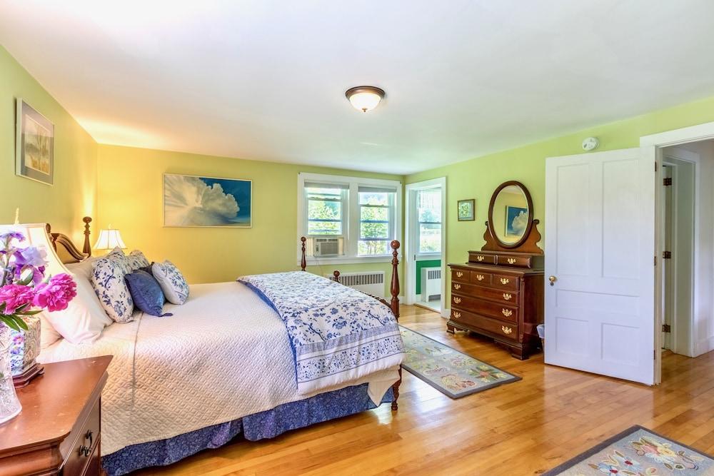 Wilburton Inn photo 97