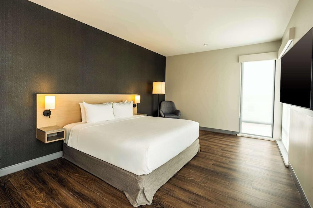 Hyatt Place Eagle Pass photo 12