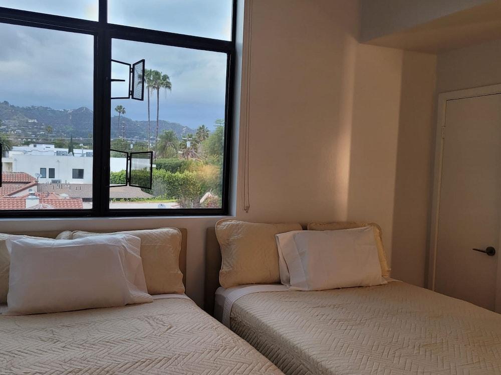 StaysPro - Hollywood Homes Minutes to Everything photo 45