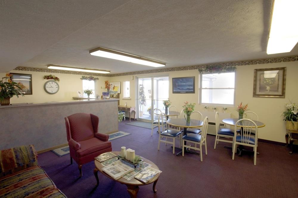 Americas Best Value Inn Litchfield photo 2