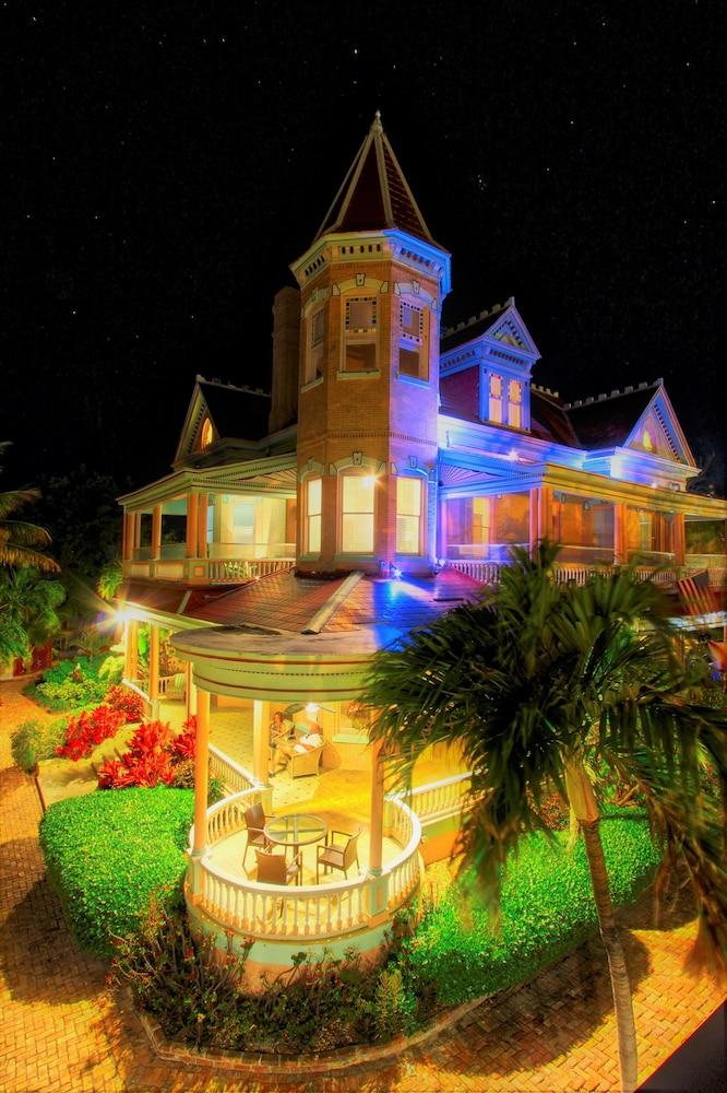 Southernmost House photo 70