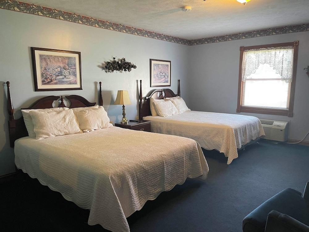 Victorian Inn by Capital O Superior NE photo 3