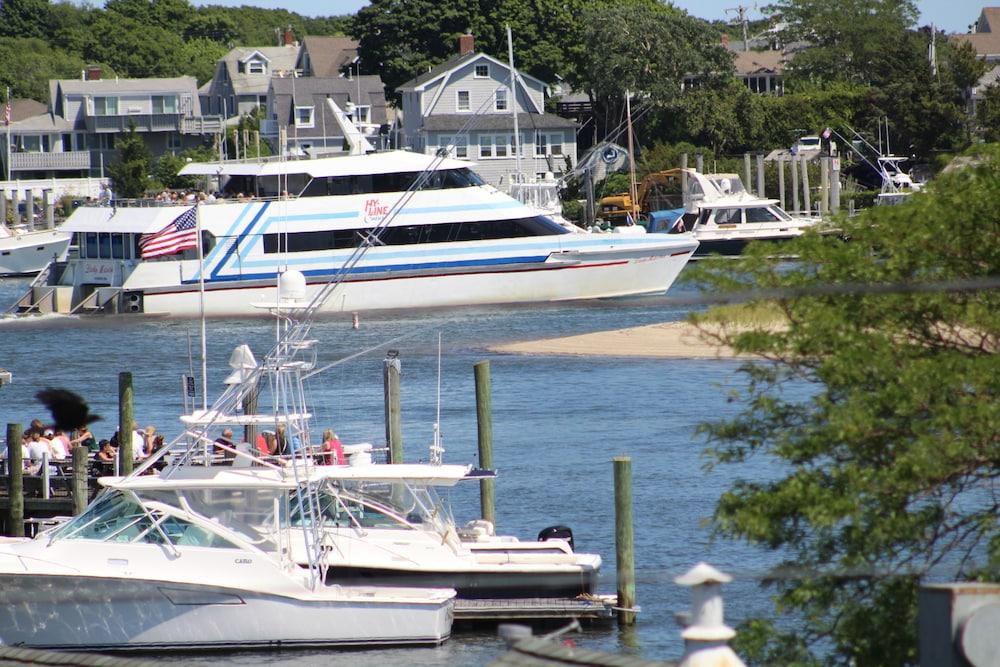 Ocean Street Inn on Hyannis Harbor photo 6