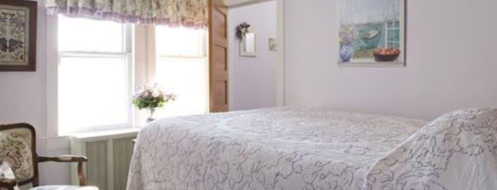 The Bayberry Inn photo 25