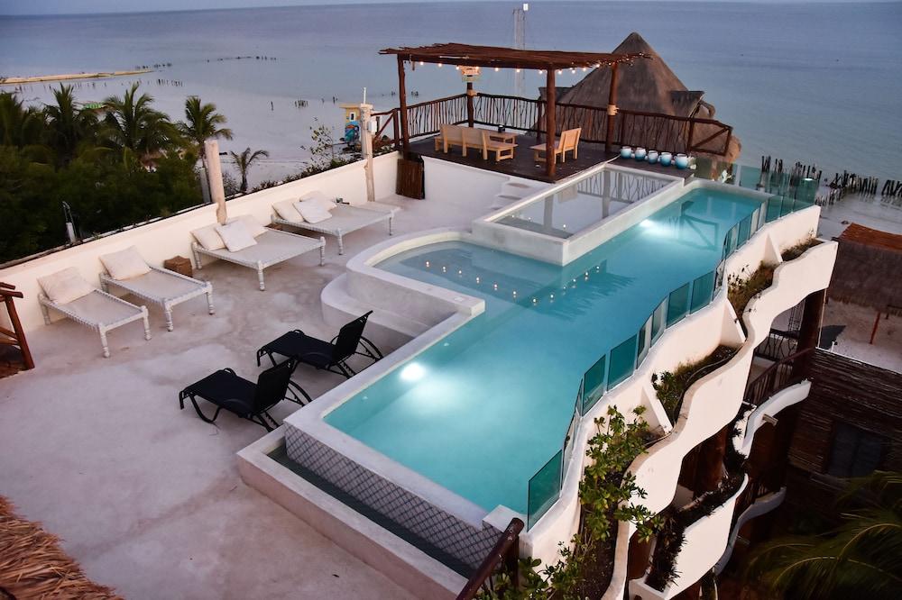 Splash Universe Resort photo 40