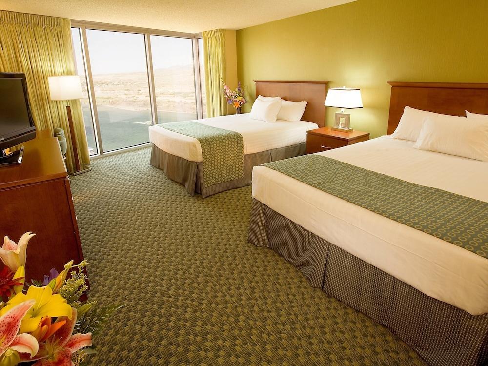 The Aquarius Casino Resort, BW Premier Collection photo 9