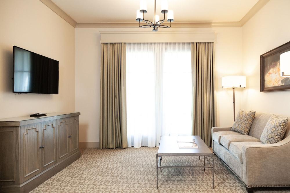 Ponte Vineyard Inn photo 12