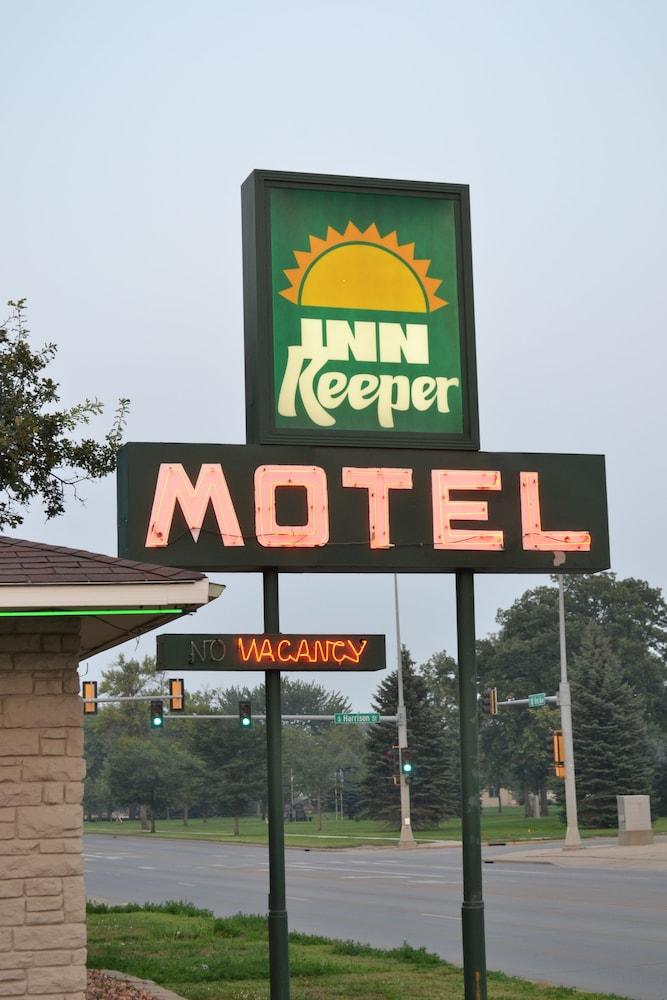 Innkeeper Motel photo 67