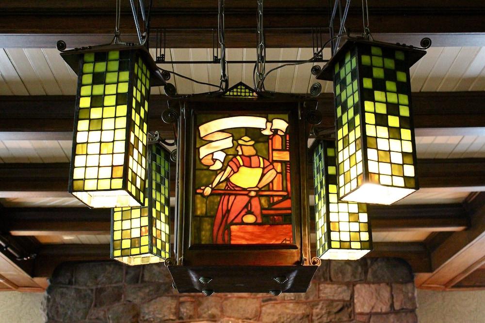 Roycroft Inn photo 19