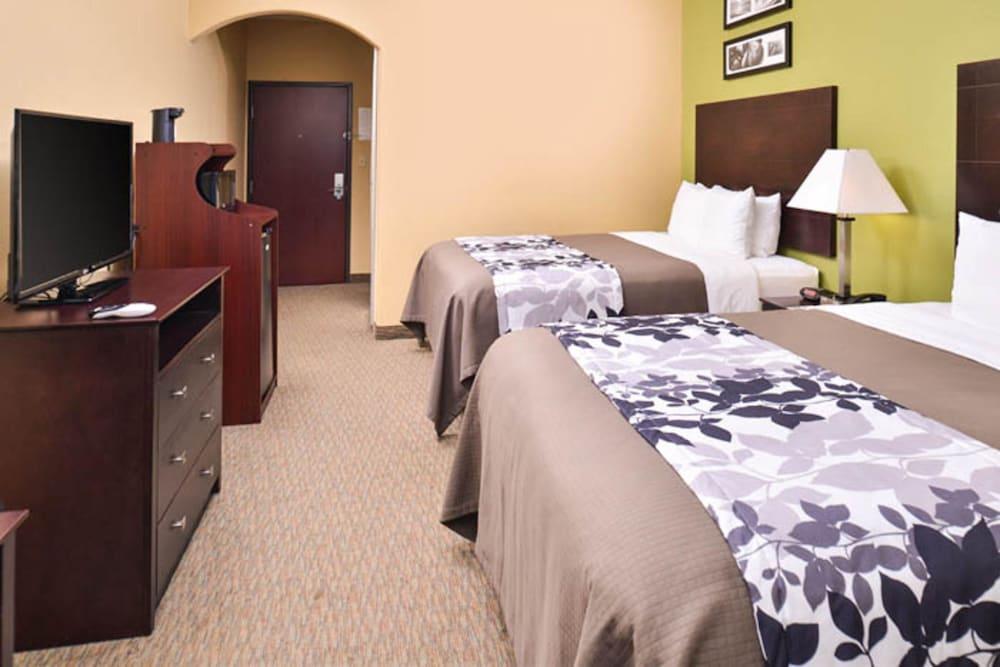 Sleep Inn & Suites Near Downtown North photo 11