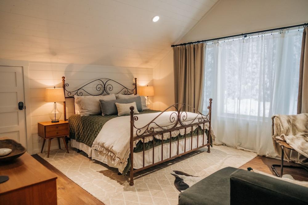 Mountainside Lodging & Retreats photo 46