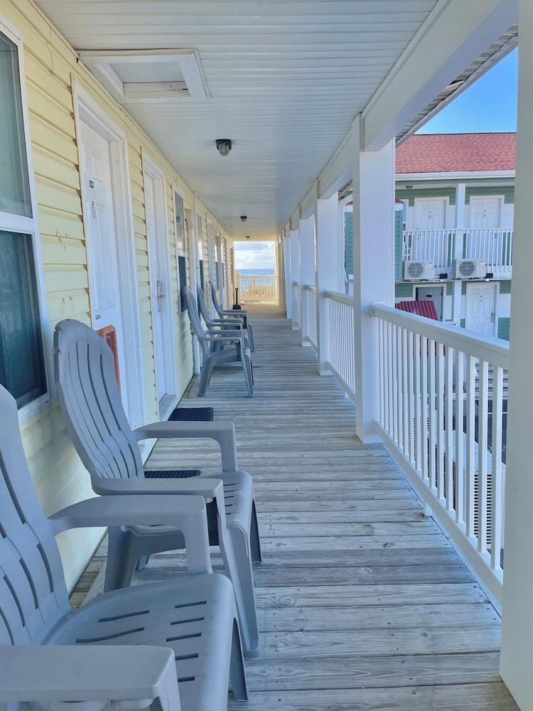 Ocean Crest Motel photo 3