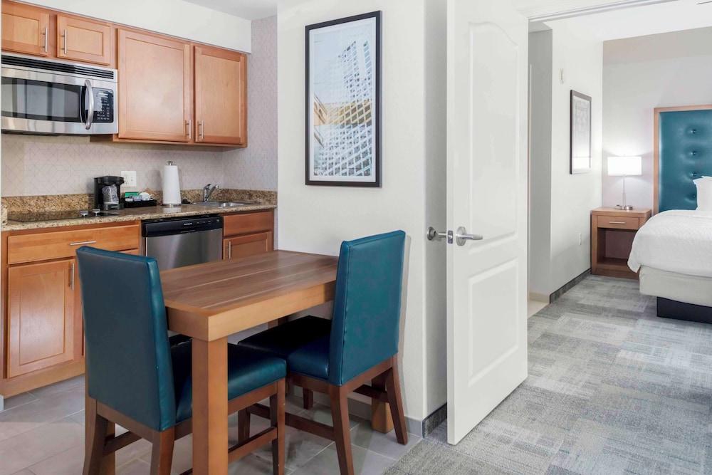 Homewood Suites by Hilton St Louis - Galleria photo 18