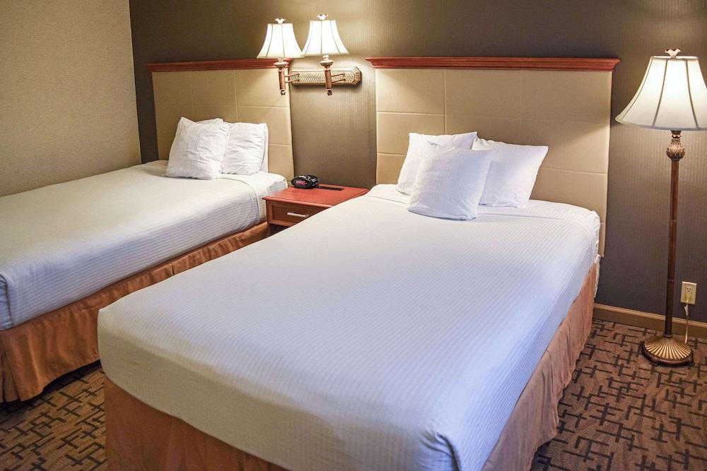 Best Western Plus Downtown Tacoma photo 31