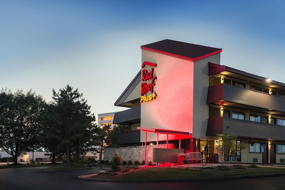 Red Roof Inn PLUS+ St Louis - Forest Park/ Hampton Ave  photo 30