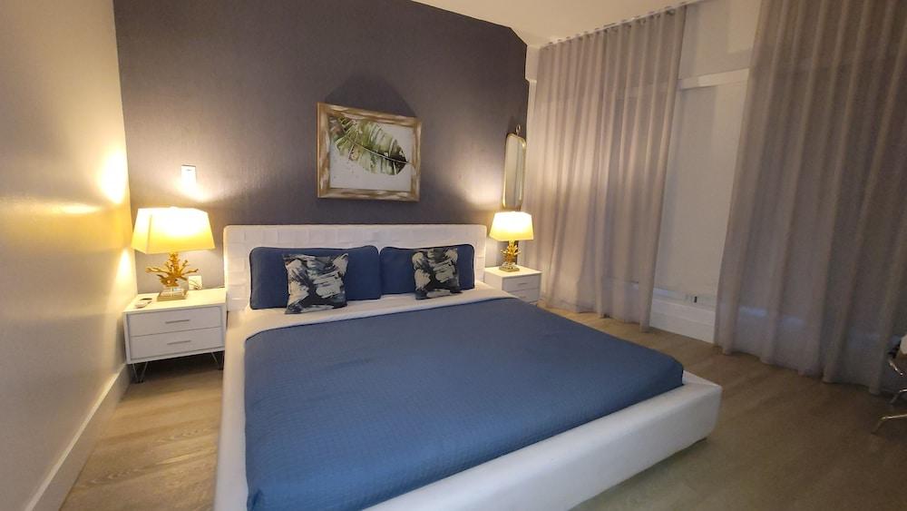 Strand Ocean Drive Suites photo 25