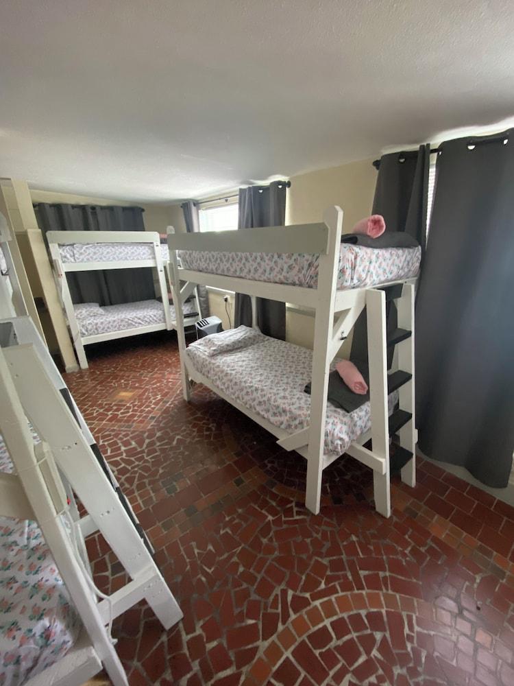 Hoosville Hostel photo 53