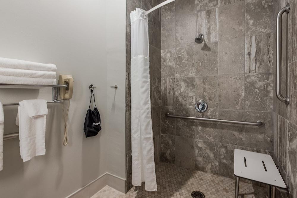 SureStay Plus Hotel by Best Western Highland Poughkeepsie photo 16