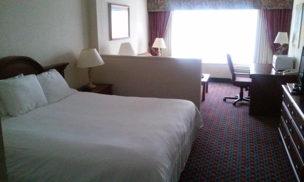 Imperial Swan Hotel & Suites photo 7
