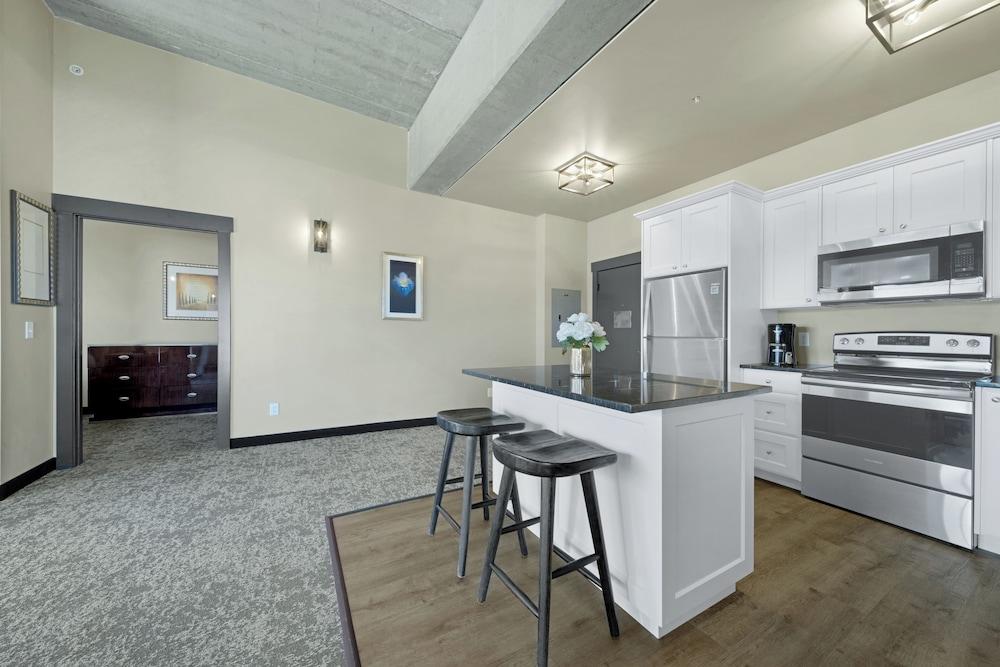 The Suites at Prairie Falls & Event Center photo 30