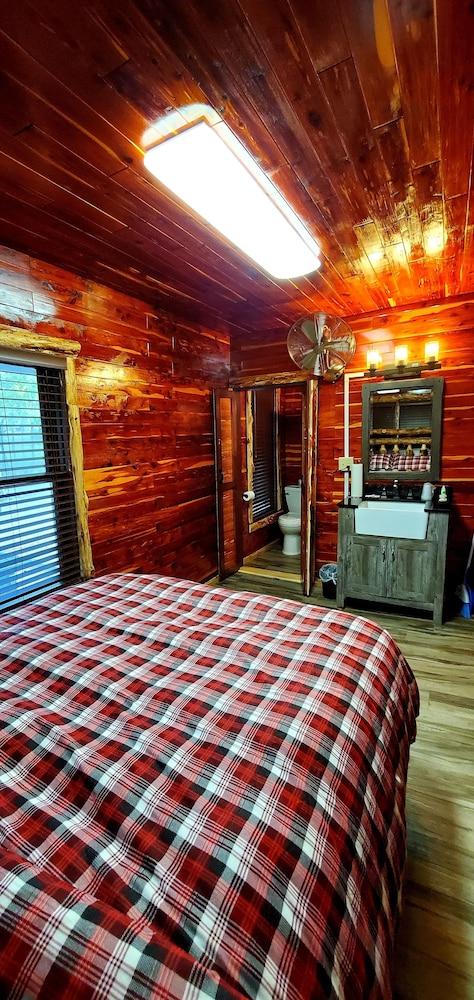 Log Cabin Inn photo 14