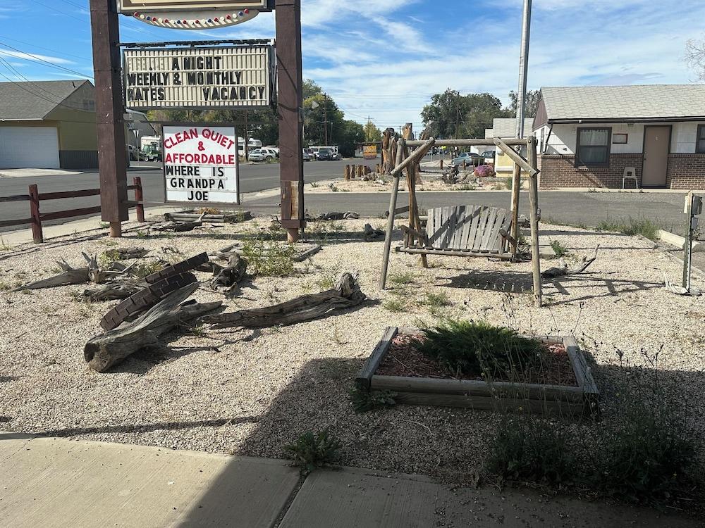 Powell JET Motor Inn photo 18