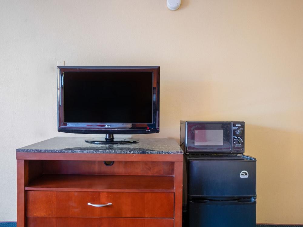 121 Motel Henderson photo 14