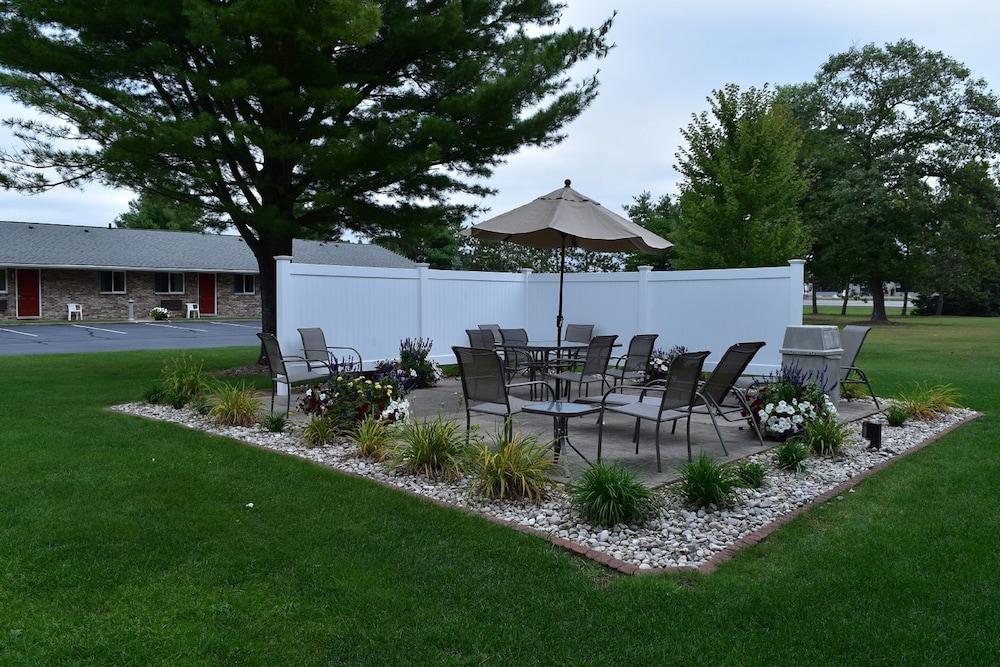 Best Western of Harbor Springs photo 42