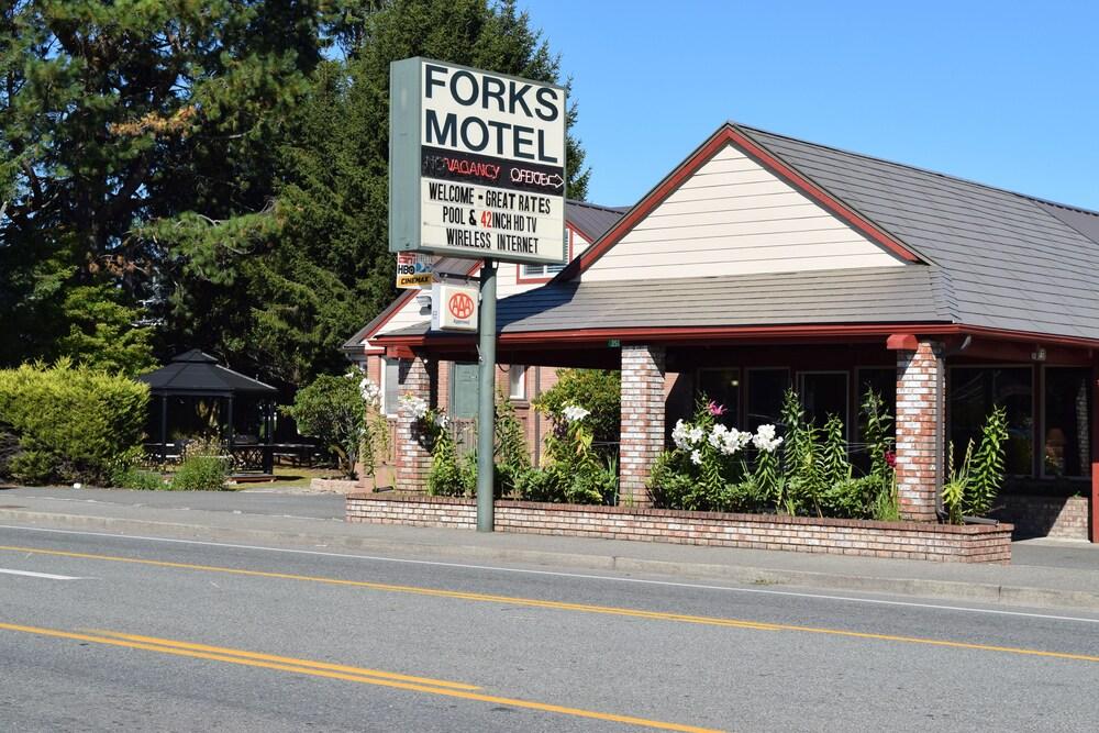 The Forks Motel photo 41