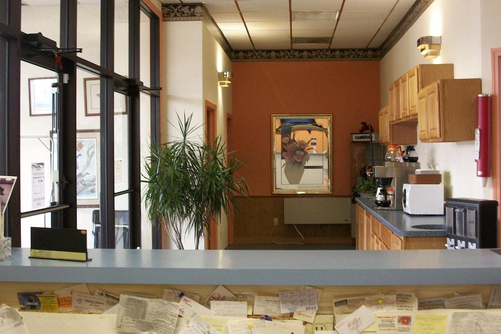 Lodi Valley Suites photo 22