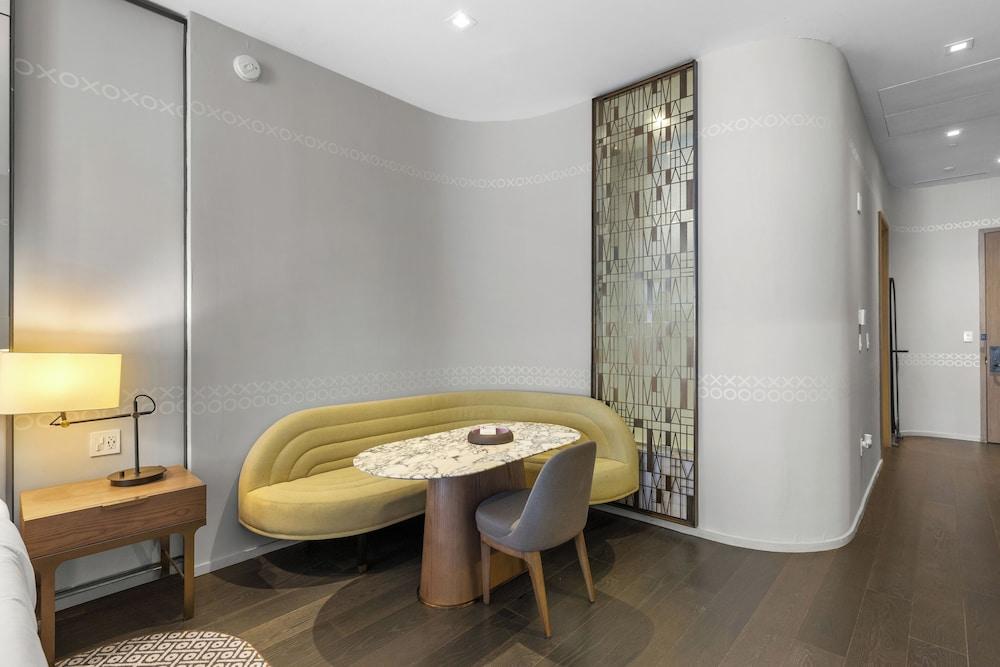 SLS Lux King Suite photo 18