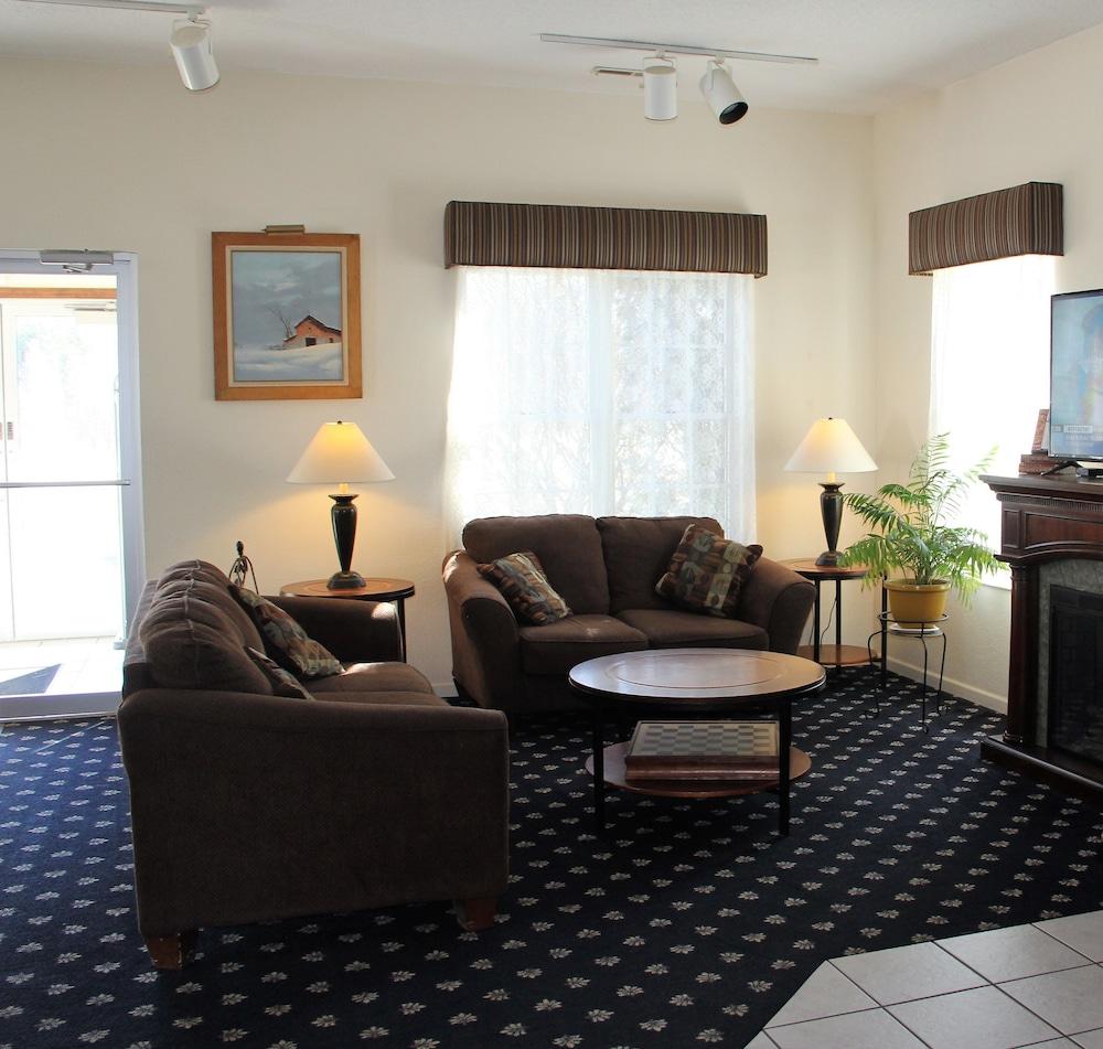 Voyager Inn photo 66