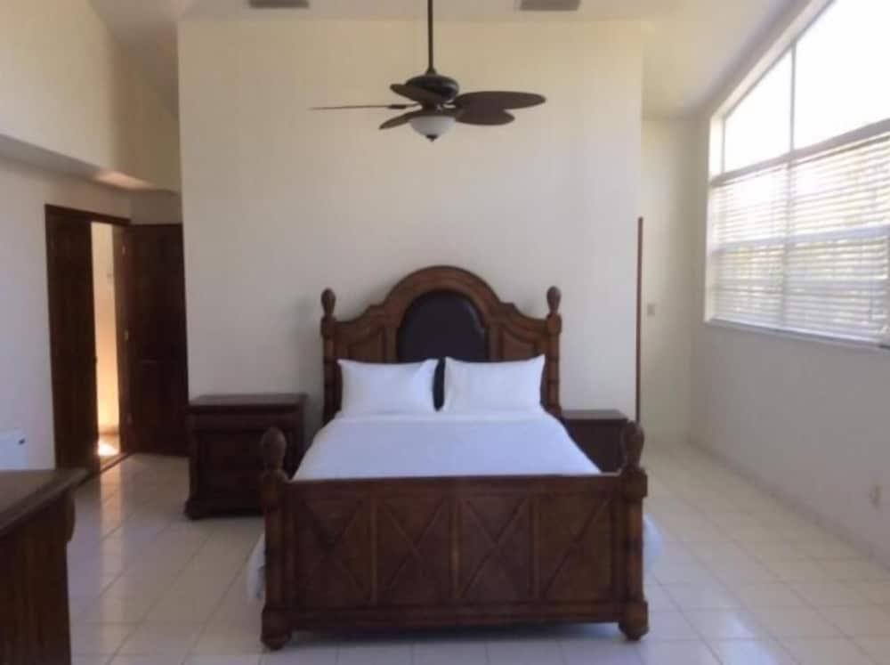 Bahia Bay Resort photo 27
