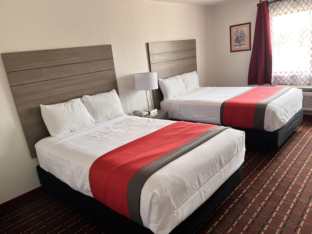 Guest House Inn photo 17