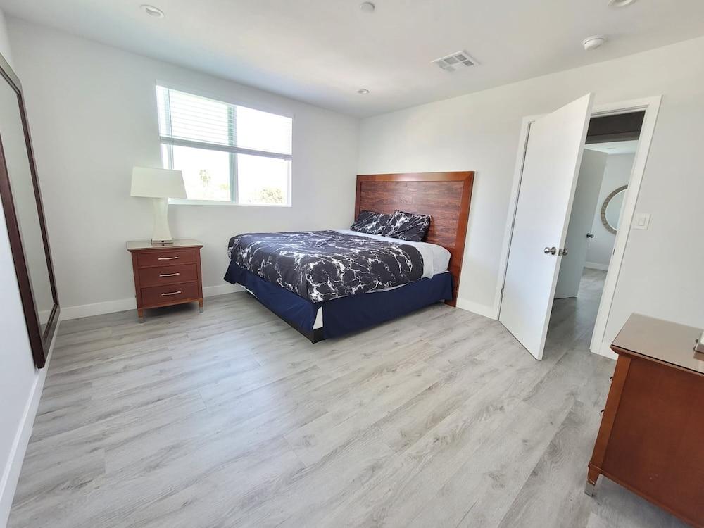 StaysPro - Hollywood Homes Minutes to Everything photo 10