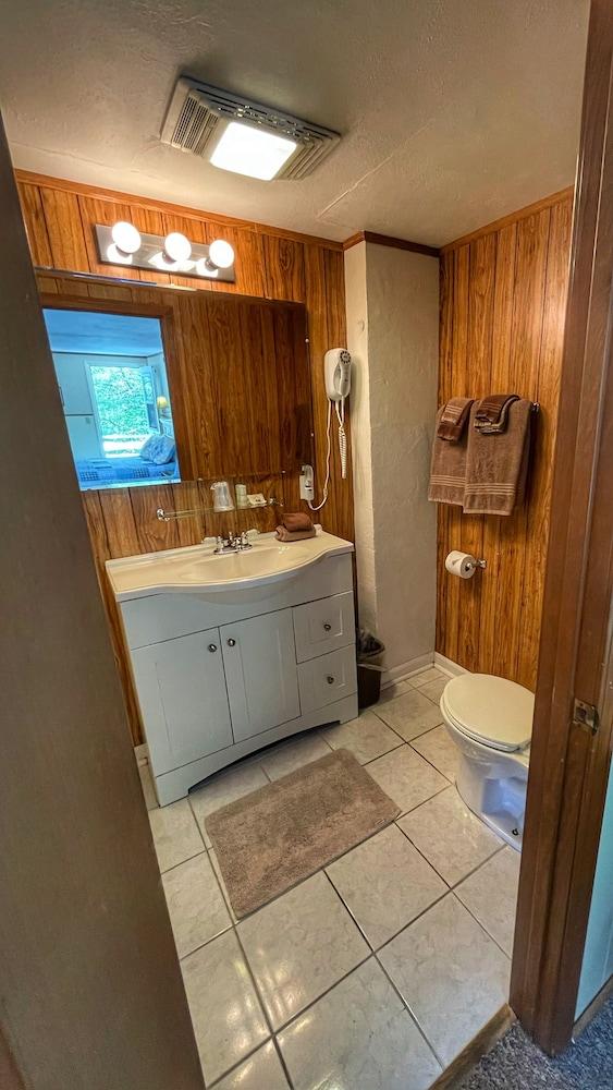 Open Hearth Inn photo 94