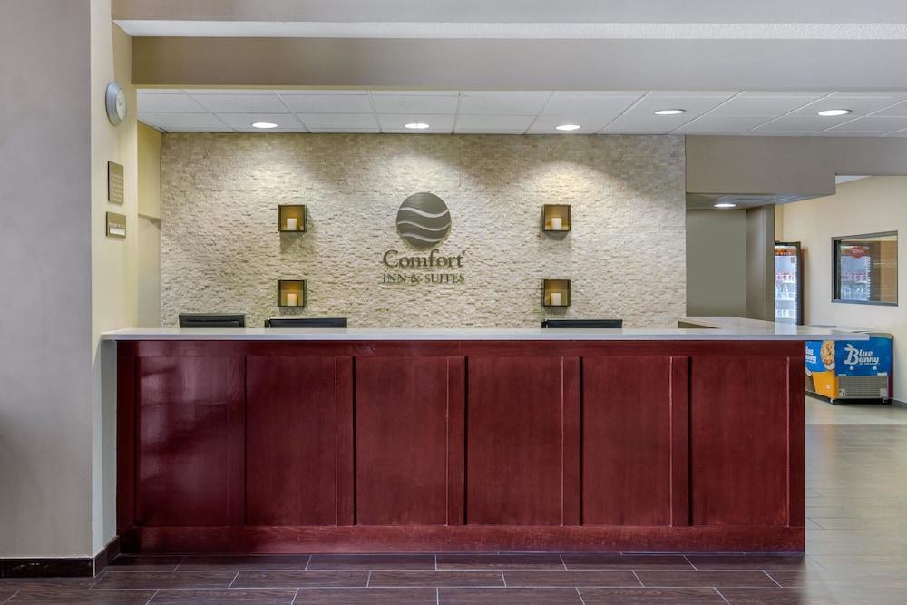 Comfort Inn & Suites SW Houston Sugarland photo 3