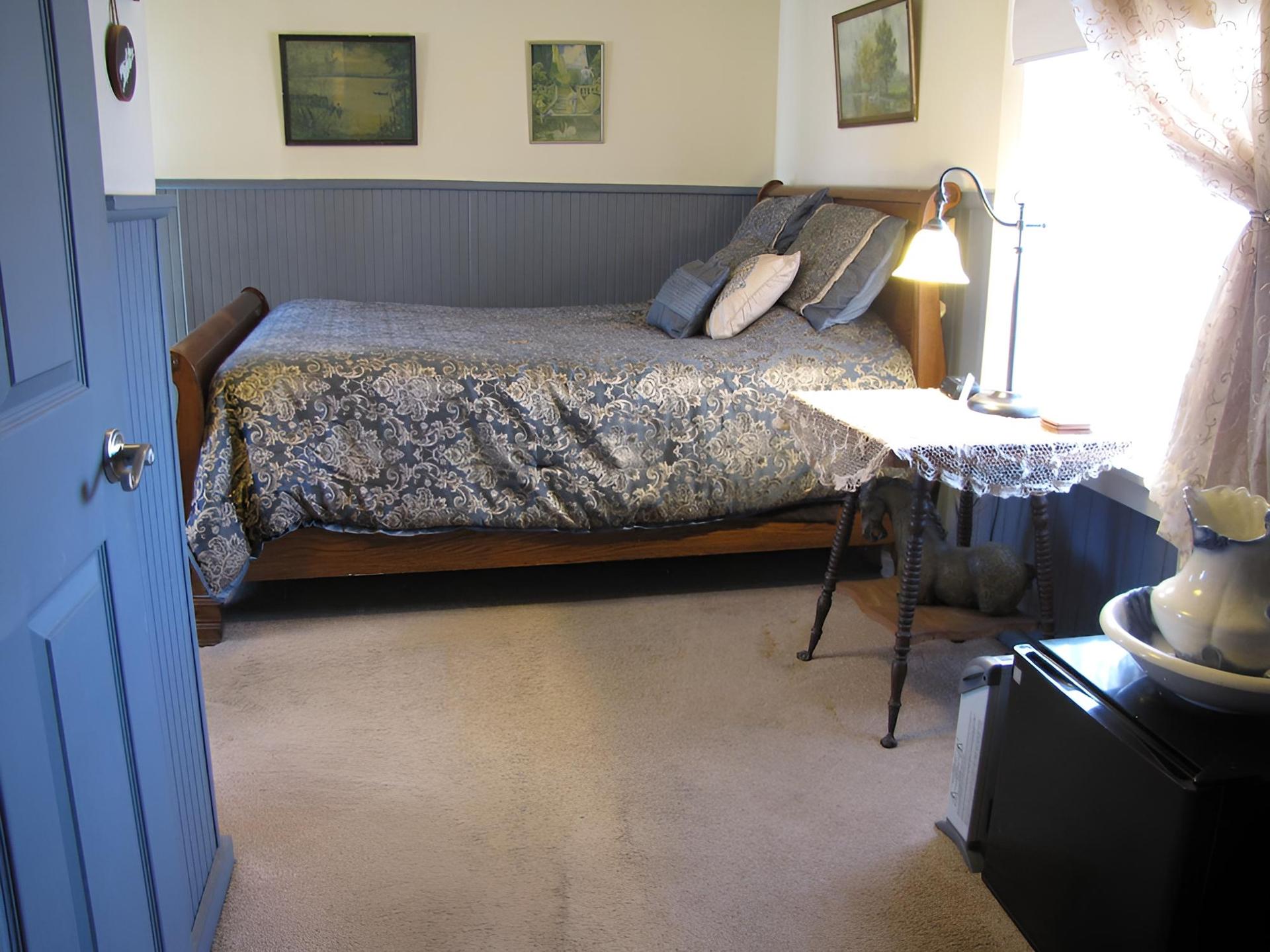 Main Street Bed & Breakfast Established in 1810 photo 13